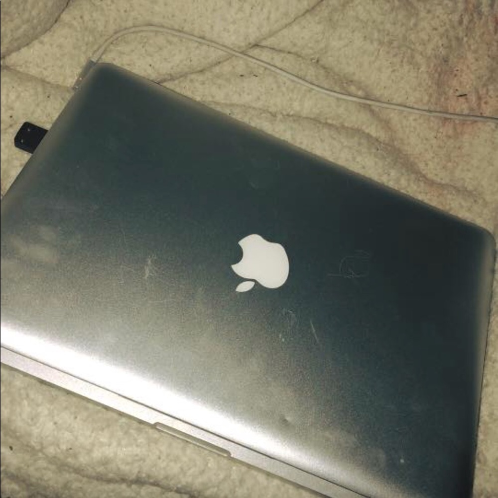 MacBook Pro 13”